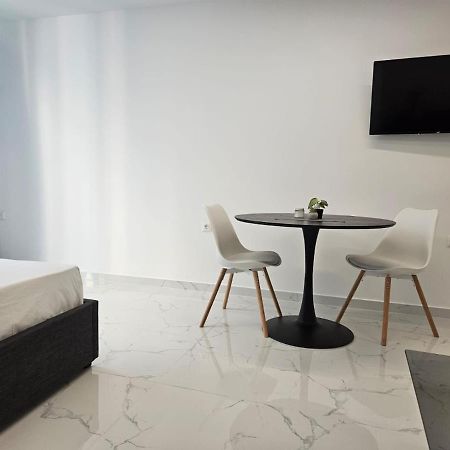 Nikis 20 Suites Афіни Екстер'єр фото