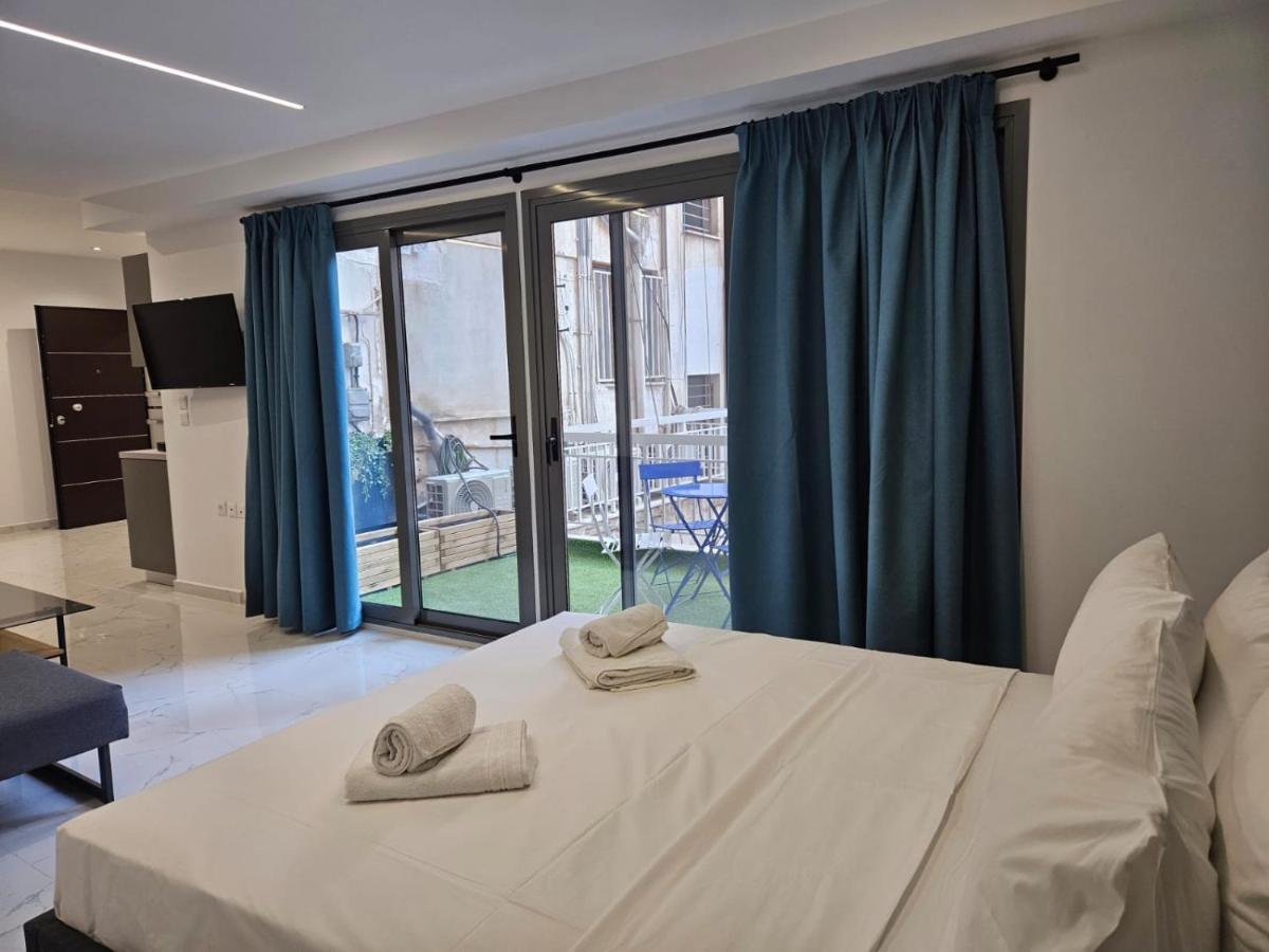 Nikis 20 Suites Афіни Екстер'єр фото