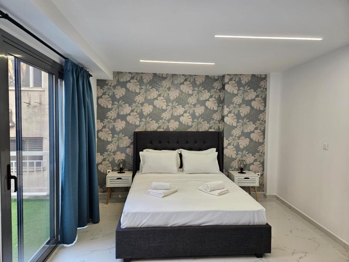 Nikis 20 Suites Афіни Екстер'єр фото