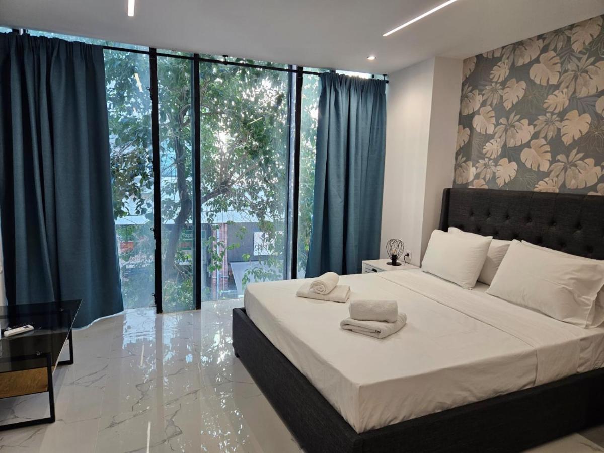 Nikis 20 Suites Афіни Екстер'єр фото